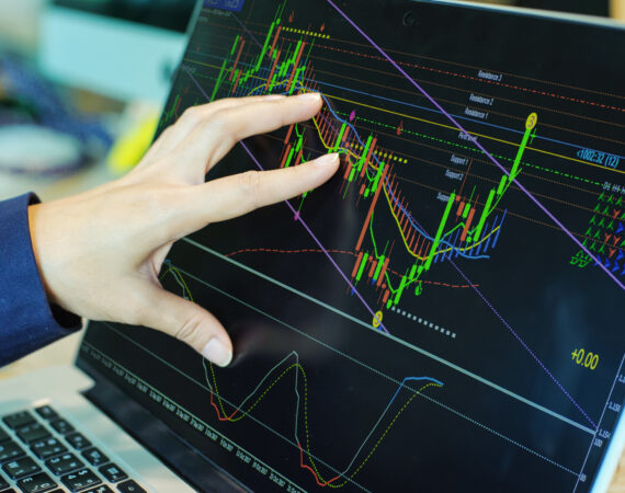What Is Technical Analysis? A Comprehensive Guide for Investors