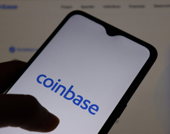 Coinbase Files Lawsuits Against SEC and FDIC Over FOIA Noncompliance