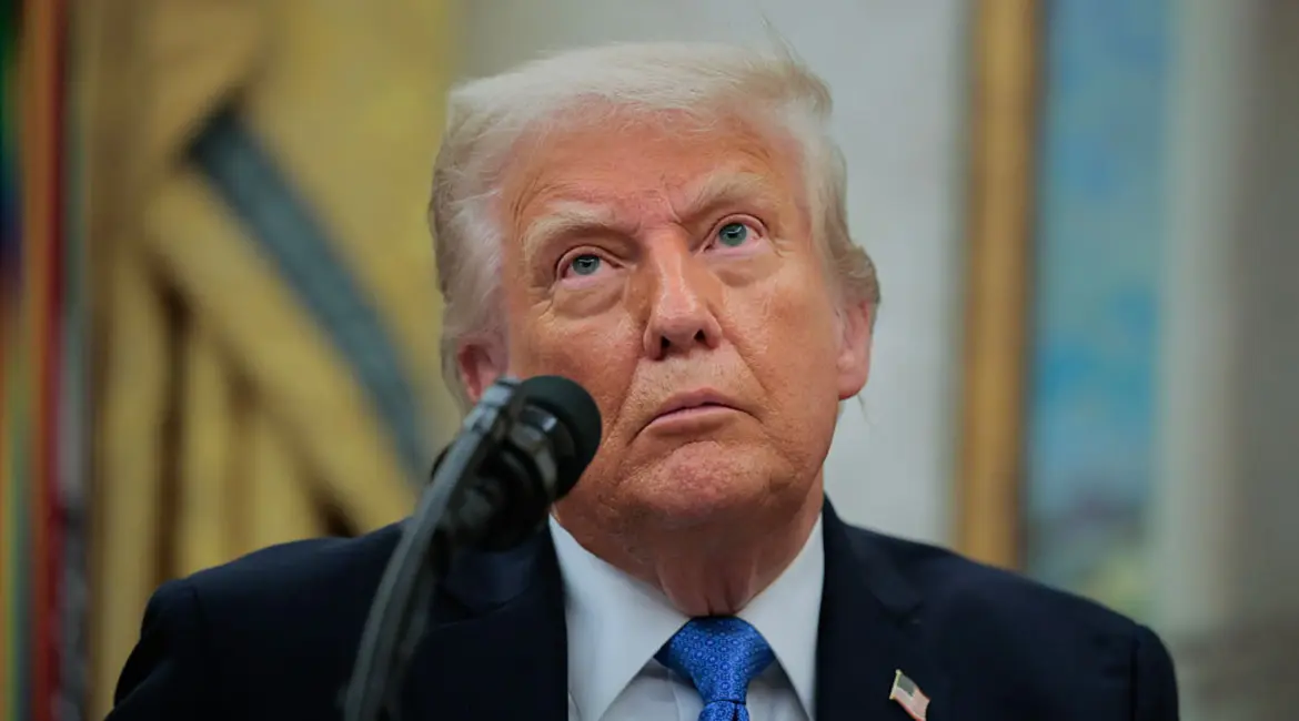 Crypto Trades Before Trump Speeches Raise Questions Amid White House Denial